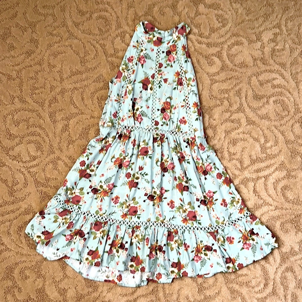 Sunday Mi Amor new turquoise/floral backless mini dress. 100% rayon. Size M